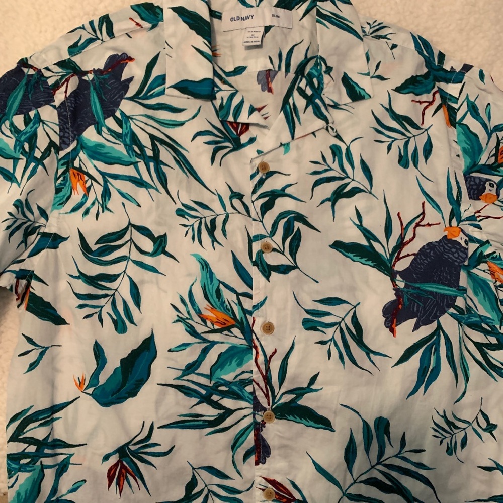 Super cute Hawaiian shirt